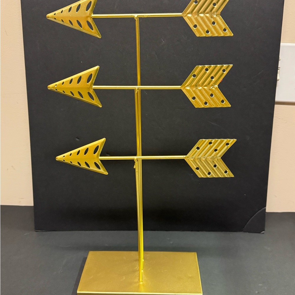 Gold Arrow Jewelry Stand